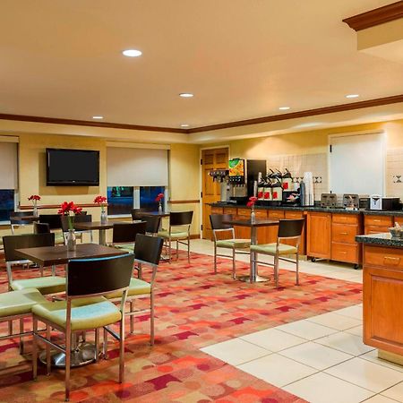 Towneplace Suites By Marriott Springfield Ngoại thất bức ảnh
